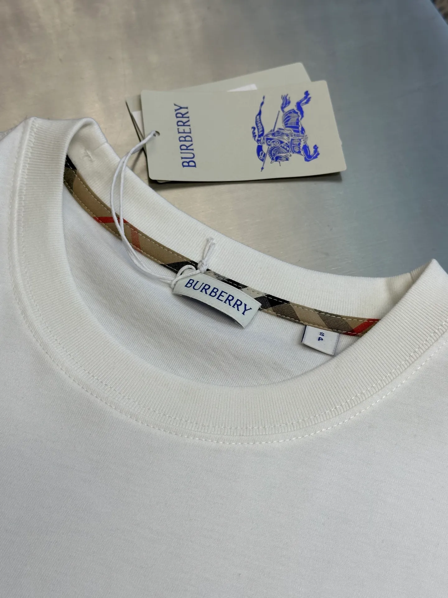 15S ，230g； 32S ，300g。 、Breathable 、Wear-Resistant ， 。Retro ， ， 。 ， 。 B ， ， ； ， 。 ， ； 。 ， ； ， ， 。 ， ； ， 。 Classic ； ， ， ； 。 ， 、 。 ， 、 ， 、 、 ， 。 ， ， ， 。 size：xs s m l
